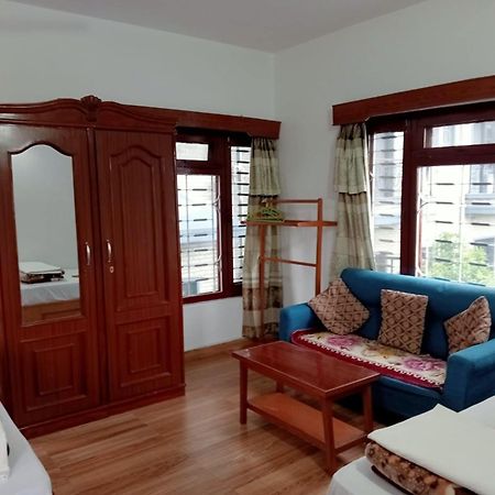 New Summit Guest House Pokhara Zewnętrze zdjęcie